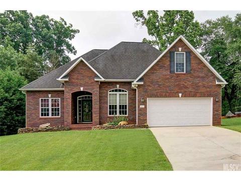 812 4th St, Conover, NC 28613 photo 1