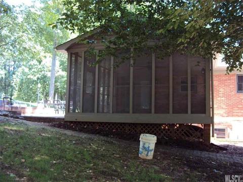 979 Tangle Dr, Hickory, NC 28602 photo 14