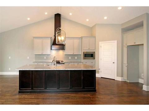 3901 12th St, Hickory, NC 28601 photo 4