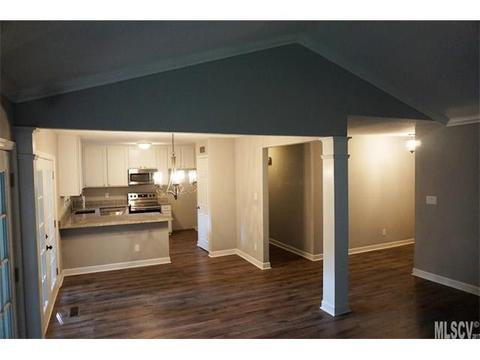 207 5th St, Conover, NC 28613 photo 4