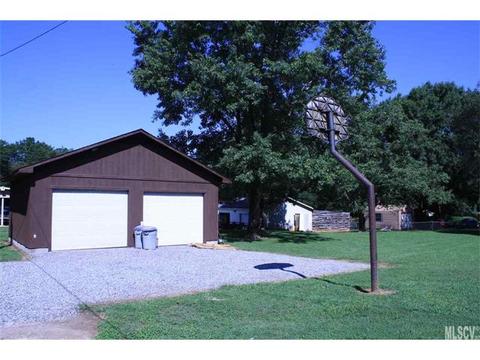 1609 2nd St NE, Conover, NC 28613 photo 9
