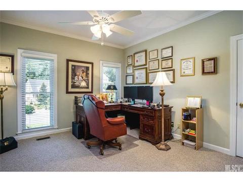 1055 13th Avenue Nw Pl NW, Hickory, NC 28601 photo 9