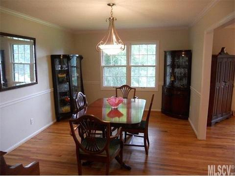 5577 Clearlake Dr, Hickory, NC 28601 photo 4
