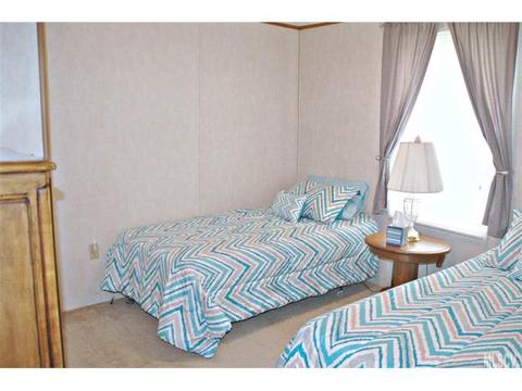 4569 Springs Rd, Conover, NC 28613 photo 5