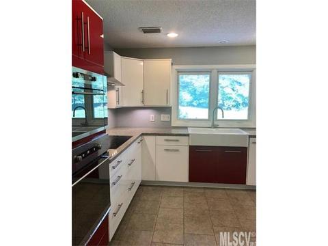 2540 Eagle Dr, Conover, NC 28613 photo 2