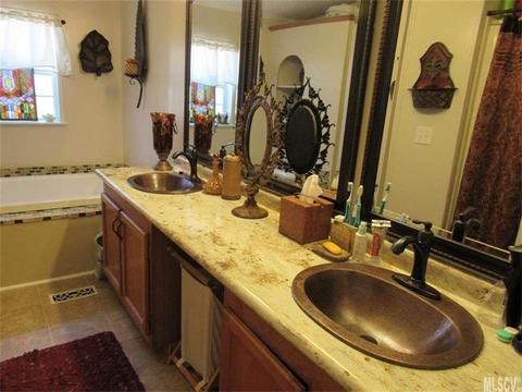 429 Dick Watson Rd, Deep Gap, NC 28618 photo 3
