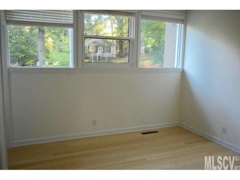 1069 5th Avenue Nw Ct NW, Hickory, NC 28601 photo 7