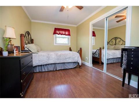 1317 Landsdowne Dr, Conover, NC 28613 photo 12