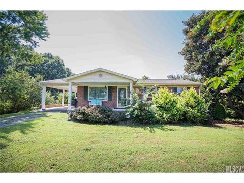 1317 Landsdowne Dr, Conover, NC 28613 photo 1