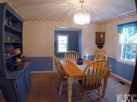 476 17th Avenue Ne Dr NE, Hickory, NC 28601 photo 4
