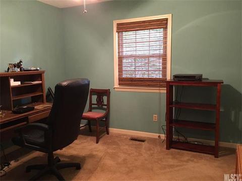 476 17th Avenue Ne Dr NE, Hickory, NC 28601 photo 6
