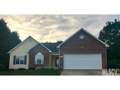 2913 24th Street Ne Dr NE, Hickory, NC 28601 photo 3