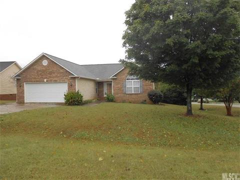 2003 Sugar Maple Ln, Conover, NC 28613 photo 1