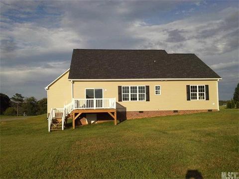 18 Hawks, Hickory, NC 28601 photo 2