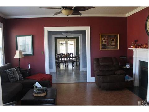 405 E Main St, Morganton, NC 28655 photo 2