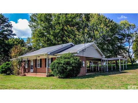 5037 Springhaven Dr, Conover, NC 28613 photo 2