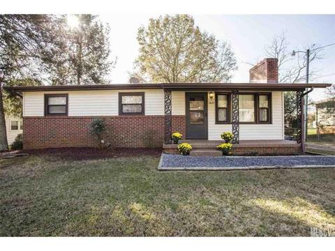 1827 Noah Path, Conover, NC 28613 photo 1