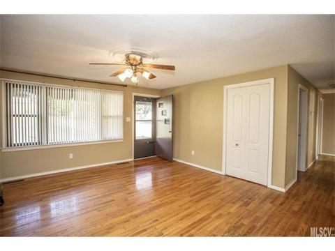 1827 Noah Path, Conover, NC 28613 photo 12