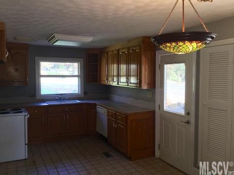 208 5th St, Conover, NC 28613 photo 14