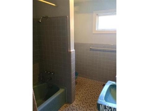 208 5th St, Conover, NC 28613 photo 7