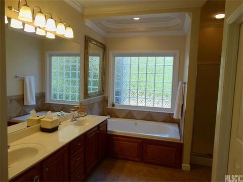 6505 Emory Dr, Hickory, NC 28601 photo 5