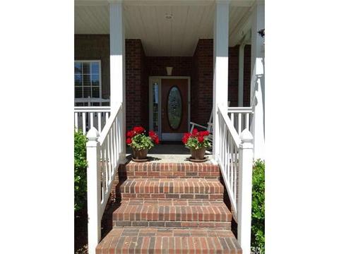 6505 Emory Dr, Hickory, NC 28601 photo 2