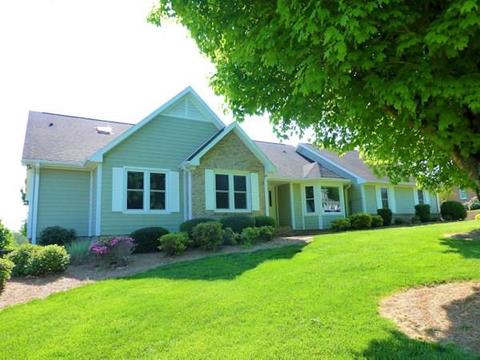 4014 Golf Dr, Conover, NC 28613 photo 2