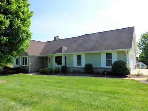 4014 Golf Dr, Conover, NC 28613 photo 3