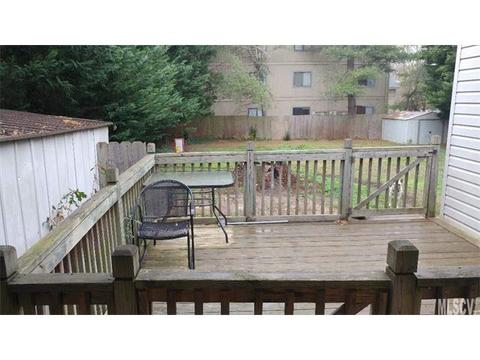 1023 3rd Street Ne Dr NE, Hickory, NC 28601 photo 4