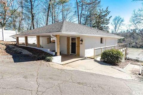 5295 Pineview Ct, Hickory, NC 28601 photo 1