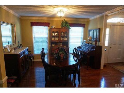 230 8th St, Conover, NC 28613 photo 10