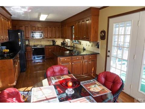 230 8th St, Conover, NC 28613 photo 15