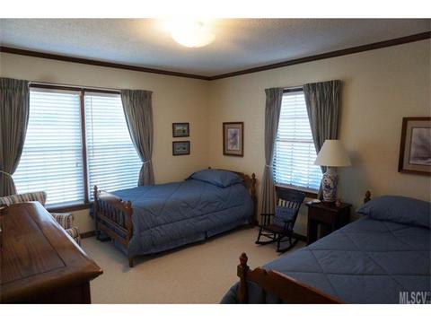 230 8th St, Conover, NC 28613 photo 25