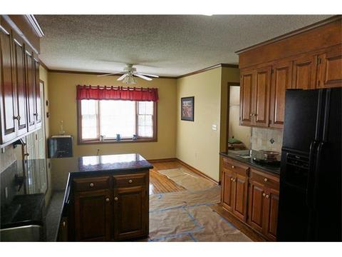 230 8th St, Conover, NC 28613 photo 18