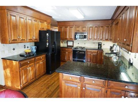 230 8th St, Conover, NC 28613 photo 16