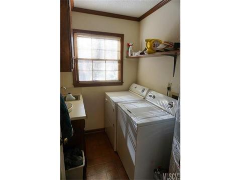 230 8th St, Conover, NC 28613 photo 27