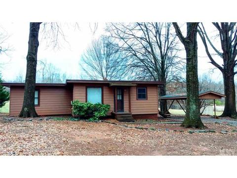 315 10th St, Conover, NC 28613 photo 1