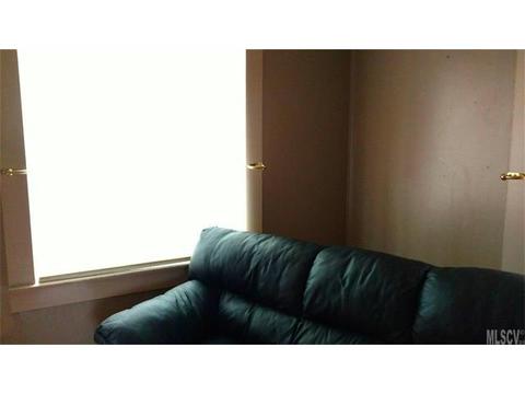 315 10th St, Conover, NC 28613 photo 5