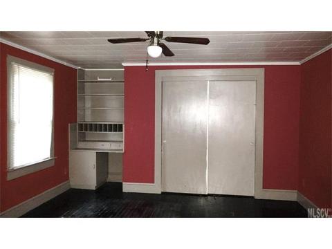 315 10th St, Conover, NC 28613 photo 6