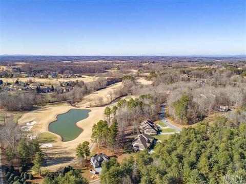 2833 Player Cir, Conover, NC 28613 photo 18