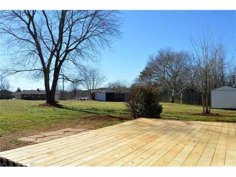 1163 Pecan St, Conover, NC 28613 photo 3