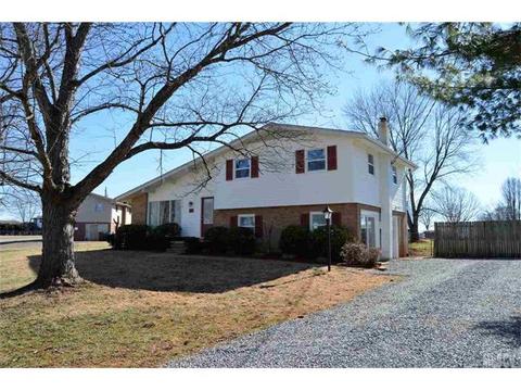 1163 Pecan St, Conover, NC 28613 photo 1