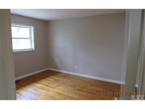 1409 8th Ave, Conover, NC 28613 photo 4