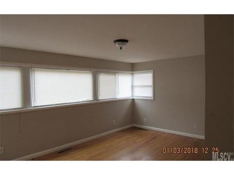 1409 8th Ave, Conover, NC 28613 photo 11