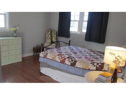 2291 29th Ave Dr, Hickory, NC 28601 photo 3