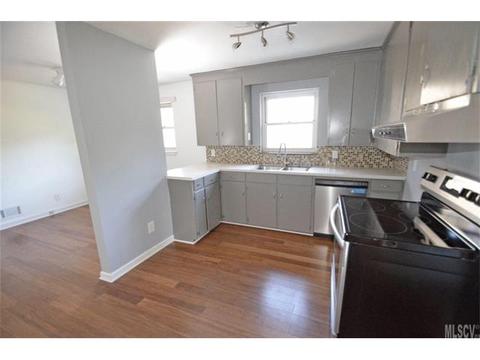 936 6th Ave Dr, Hickory, NC 28601 photo 4
