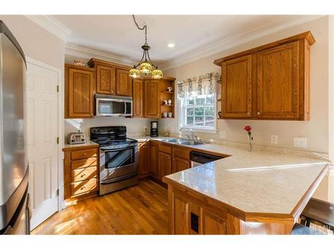 6514 Emory Dr, Hickory, NC 28601 photo 8