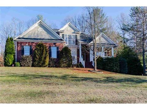 6514 Emory Dr, Hickory, NC 28601 photo 2