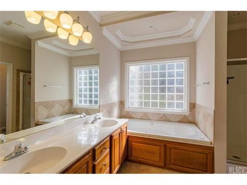 6514 Emory Dr, Hickory, NC 28601 photo 11