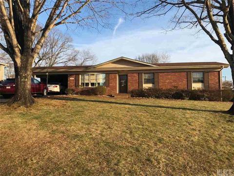 2144 Colonial Ln, Hickory, NC 28601 photo 1